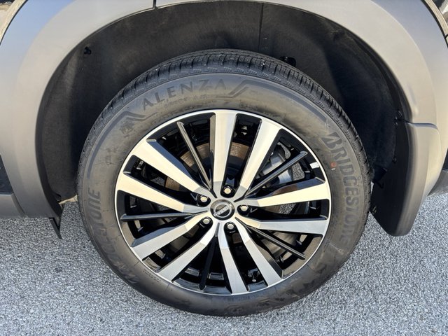 2024 Nissan Pathfinder Platinum 4WD