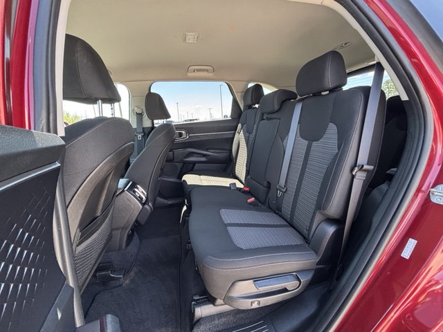 2023 Kia Sorento LX FWD
