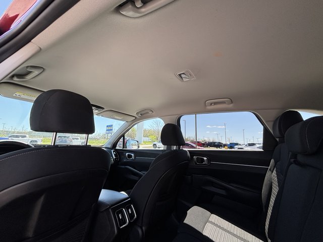 2023 Kia Sorento LX FWD