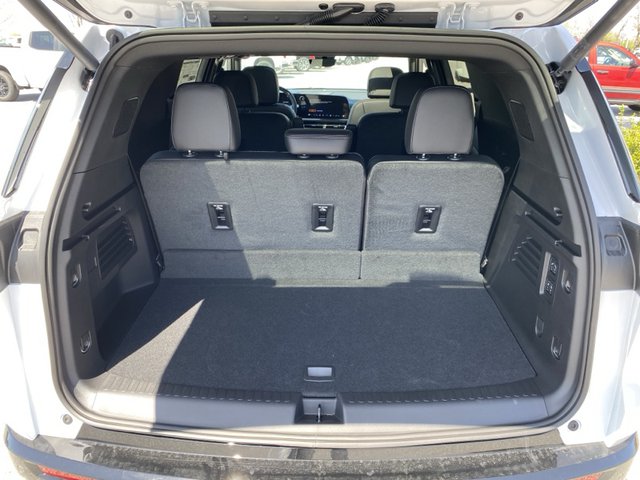 2025 Chevrolet Traverse High Country w/1LZ FWD