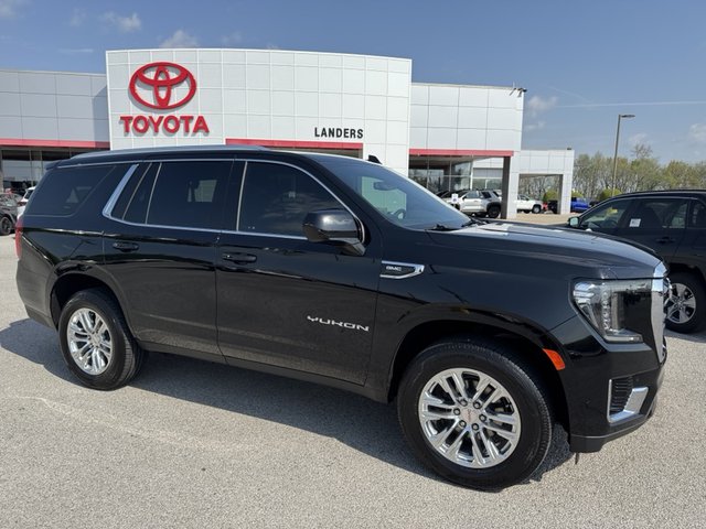 2022 GMC Yukon SLE 4WD
