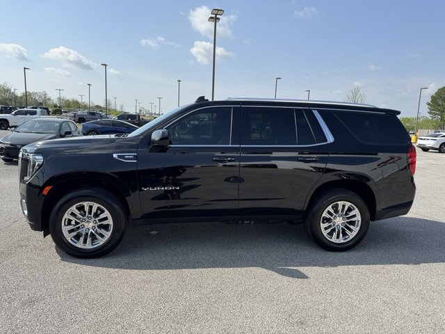 2022 GMC Yukon SLE 4WD