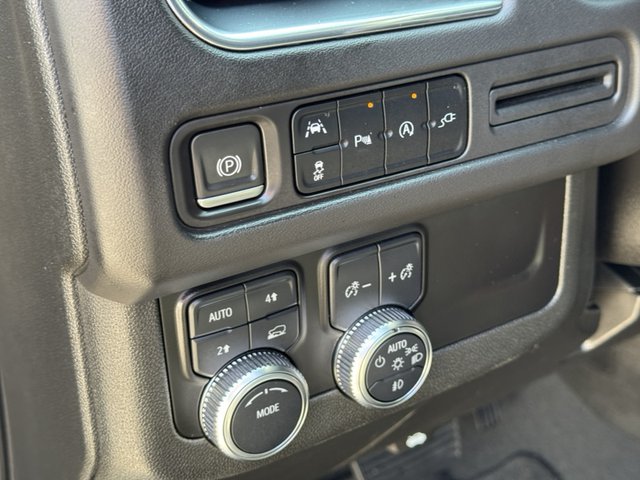 2022 GMC Yukon SLE 4WD