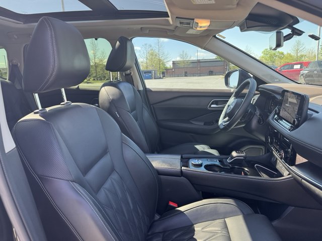 2023 Nissan Rogue Platinum AWD