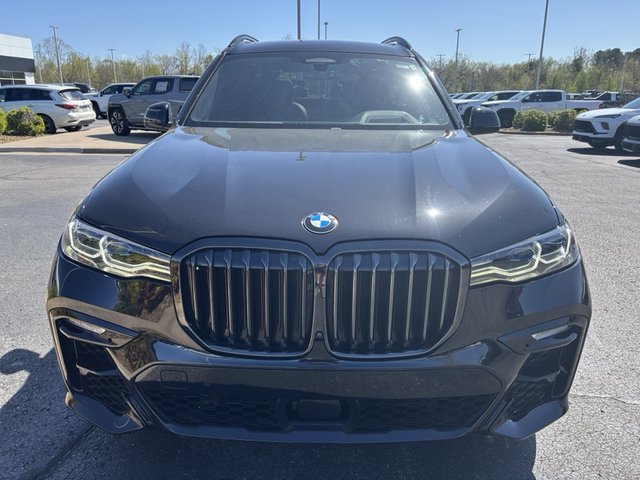 2022 BMW X7 M50i