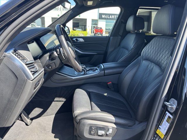 2022 BMW X7 M50i