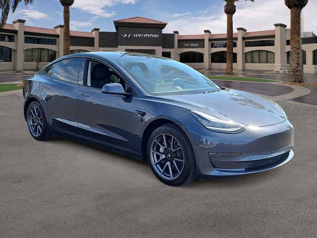 2022 Tesla Model 3 Long Range AWD