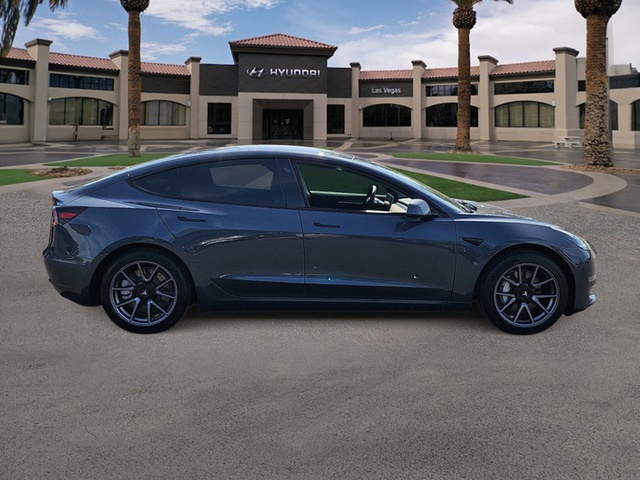 2022 Tesla Model 3 Long Range AWD