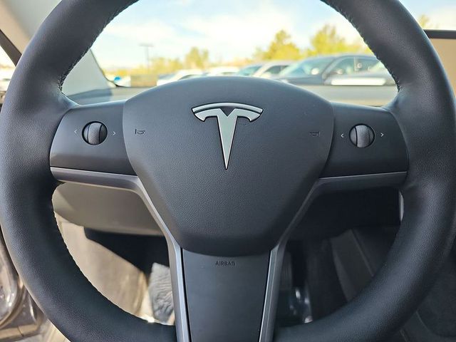 2022 Tesla Model 3 Long Range AWD