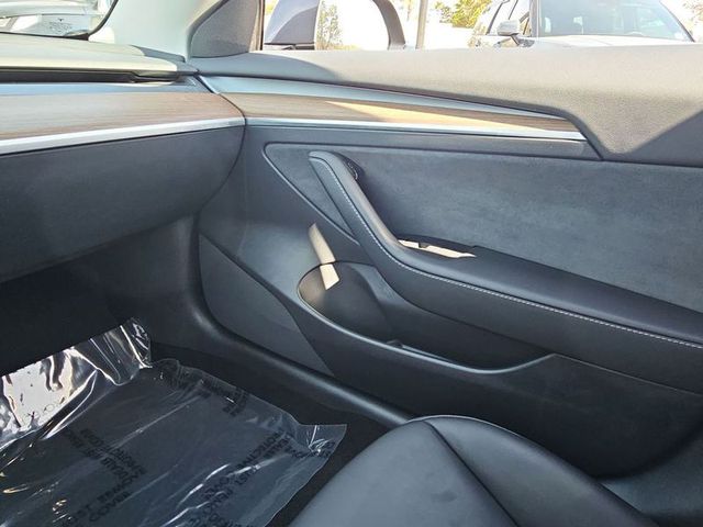 2022 Tesla Model 3 Long Range AWD