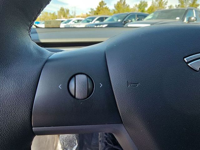 2022 Tesla Model 3 Long Range AWD