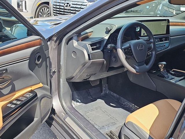 2023 Lexus ES300h FWD