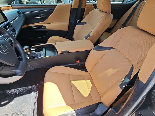 2023 Lexus ES300h FWD