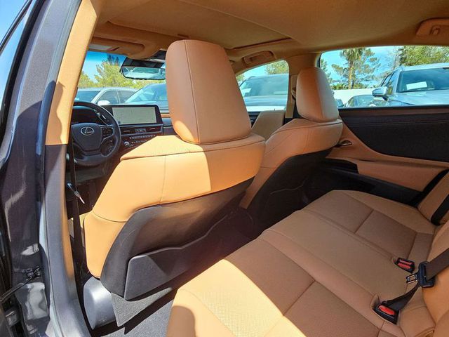 2023 Lexus ES300h FWD