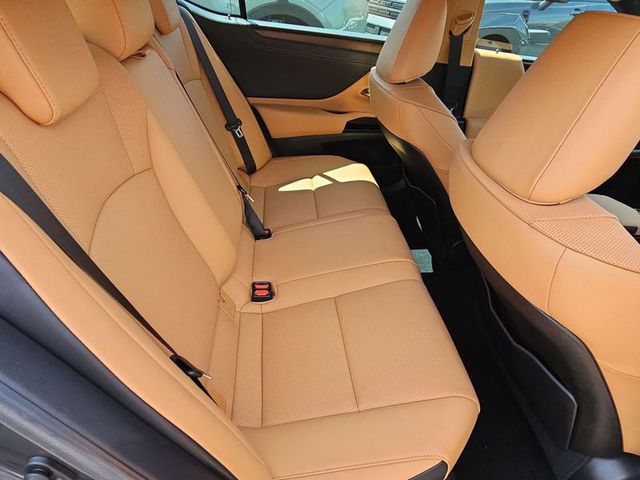 2023 Lexus ES300h FWD