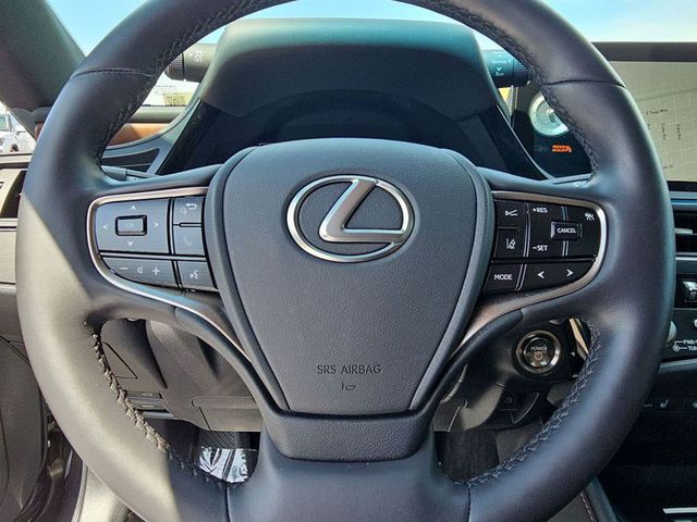 2023 Lexus ES300h FWD