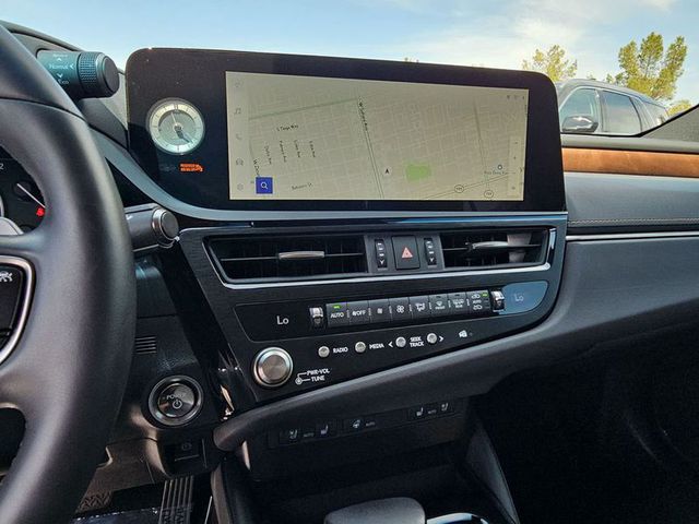2023 Lexus ES300h FWD