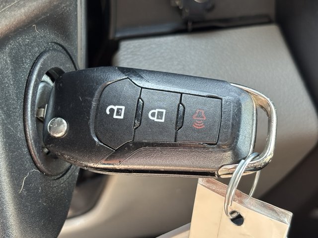 2016 Ford F-150 XLT 4WD 145WB