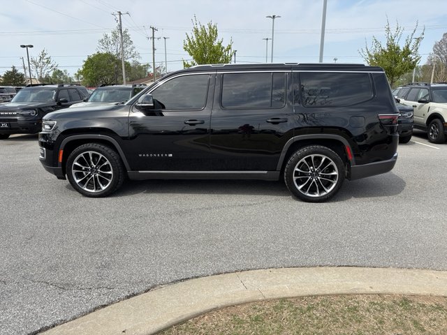 2022 Jeep Wagoneer Series III 4WD