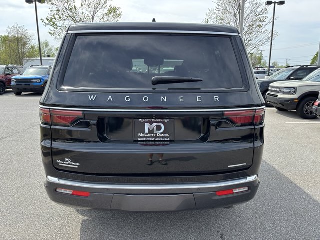 2022 Jeep Wagoneer Series III 4WD