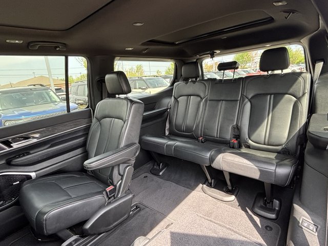 2022 Jeep Wagoneer Series III 4WD