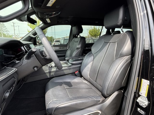 2022 Jeep Wagoneer Series III 4WD