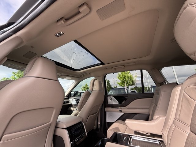2022 Lincoln Aviator Reserve AWD