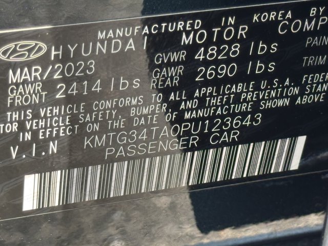 2023 Genesis G70 2.0T AWD