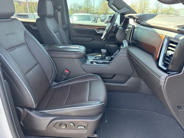 2022 GMC Sierra 1500 Denali 4WD 147WB