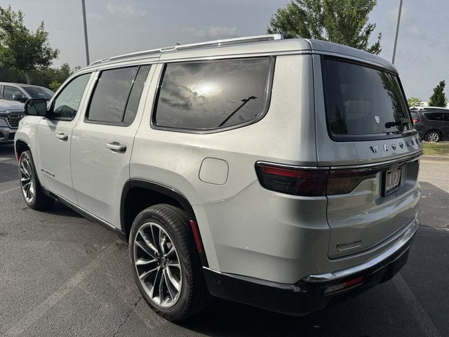 2023 Jeep Wagoneer Series III 4WD