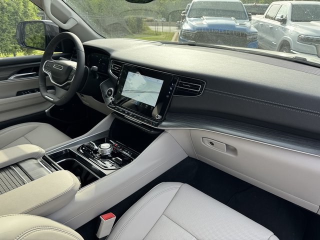 2023 Jeep Wagoneer Series III 4WD