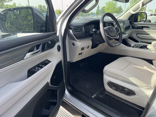 2023 Jeep Wagoneer Series III 4WD