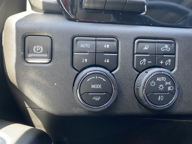 2025 Chevrolet Silverado 1500 LTZ 4WD 147WB