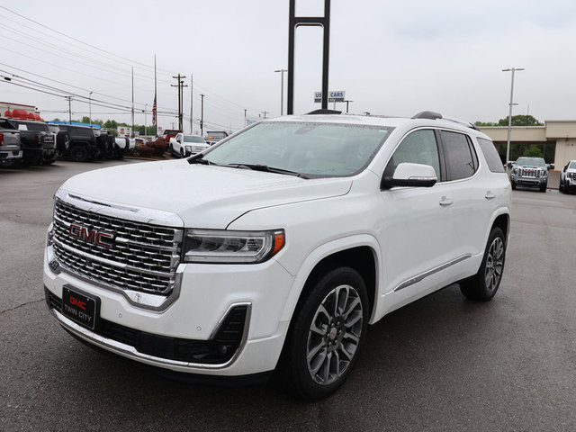 2022 GMC Acadia Denali 4WD