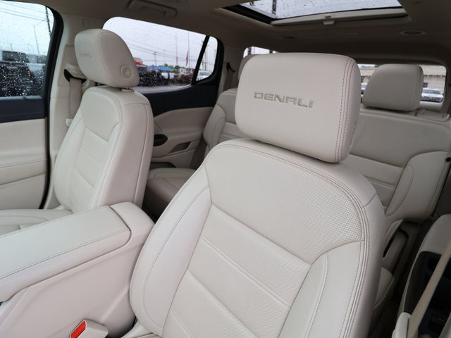 2022 GMC Acadia Denali 4WD