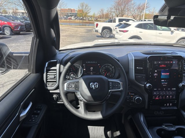 2025 Ram 1500 Lone Star 4WD 5ft7 Box