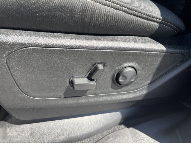 2025 Ram 1500 Lone Star 4WD 5ft7 Box