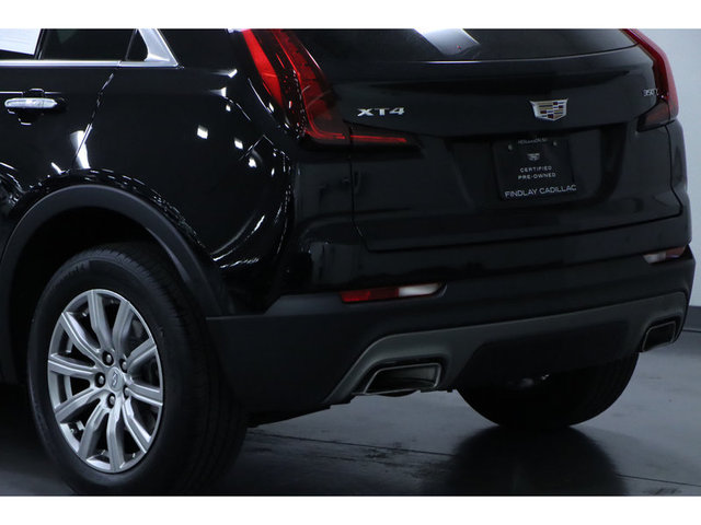 2022 Cadillac XT4 Premium Luxury FWD