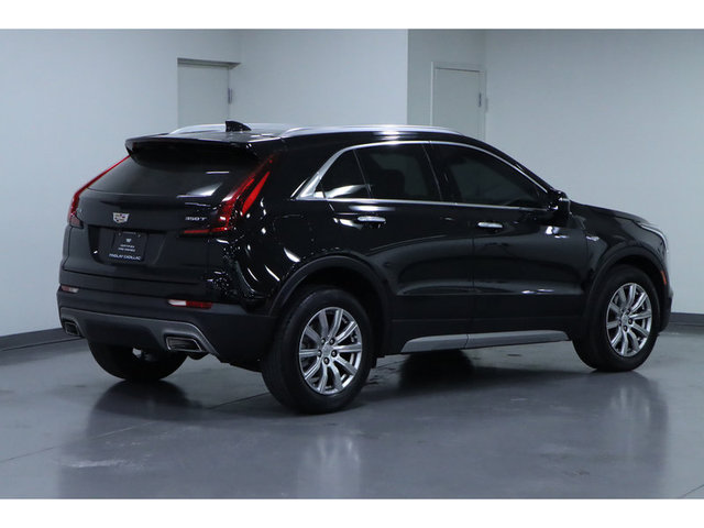 2022 Cadillac XT4 Premium Luxury FWD