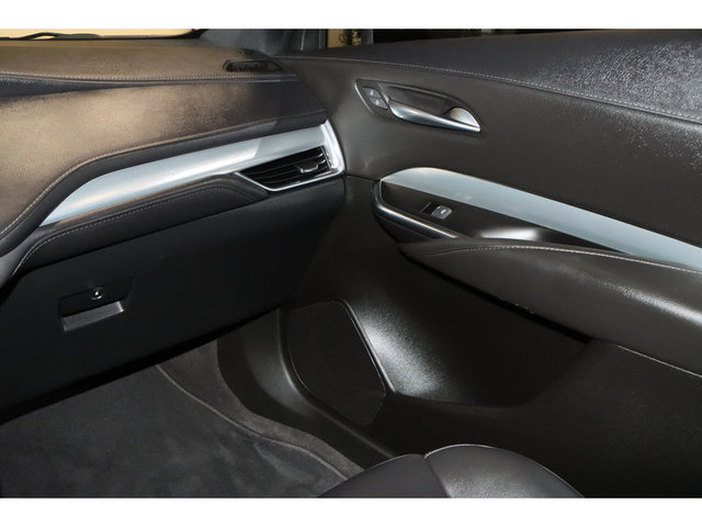 2022 Cadillac XT4 Premium Luxury FWD