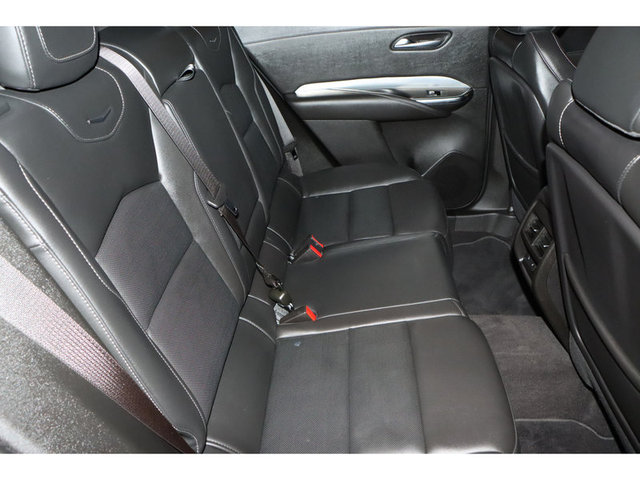 2022 Cadillac XT4 Premium Luxury FWD
