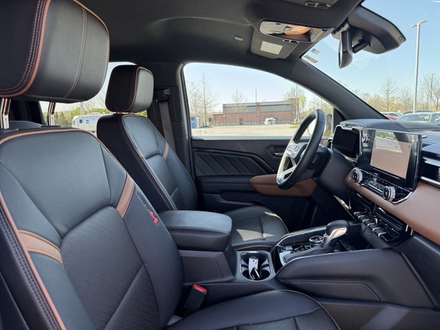 2023 GMC Canyon AT4 4WD