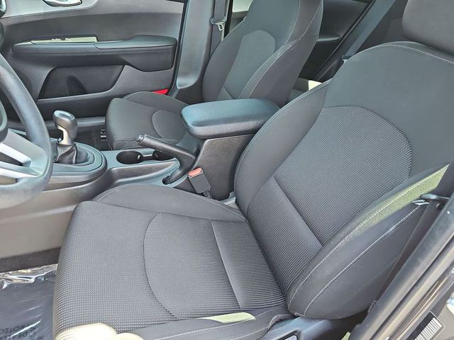 2021 Kia Forte FE