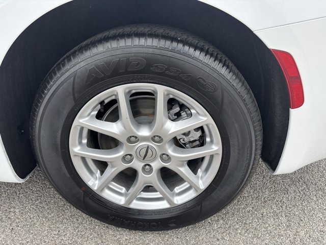 2022 Chrysler Voyager LX FWD