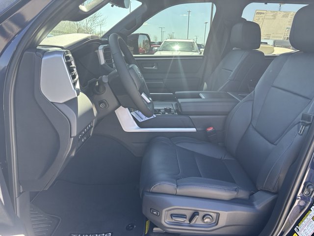 2025 Toyota Tundra Platinum 4WD 5.5ft Bed