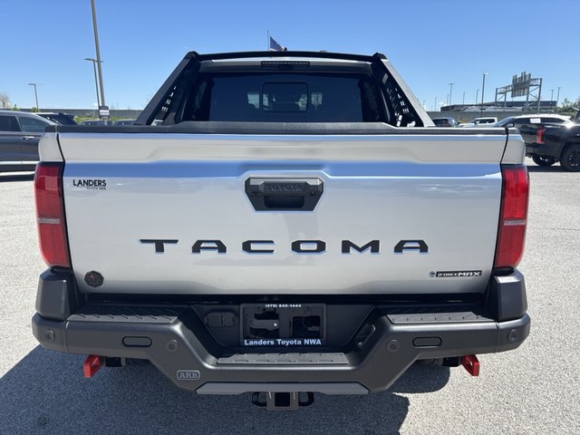2025 Toyota Tacoma Trailhunter 4WD Hybrid 5ft