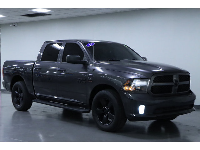 2019 Ram 1500 Classic Express 2WD 5ft7 Box