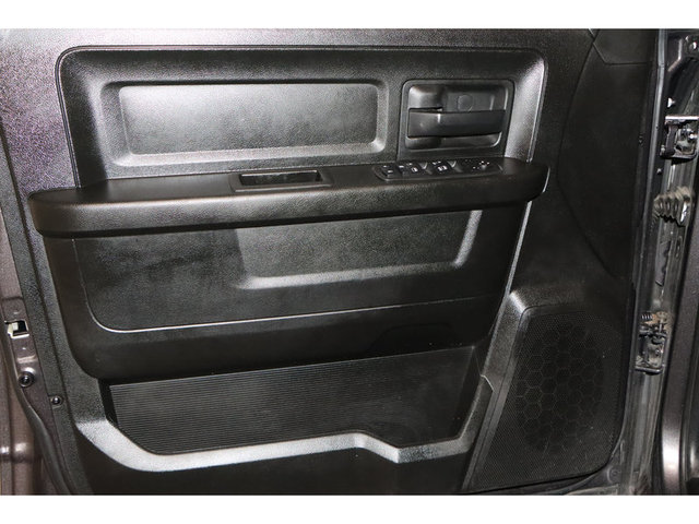 2019 Ram 1500 Classic Express 2WD 5ft7 Box