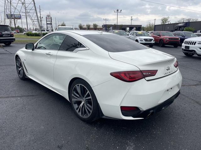 2018 INFINITI Q60 2.0t Premium RWD