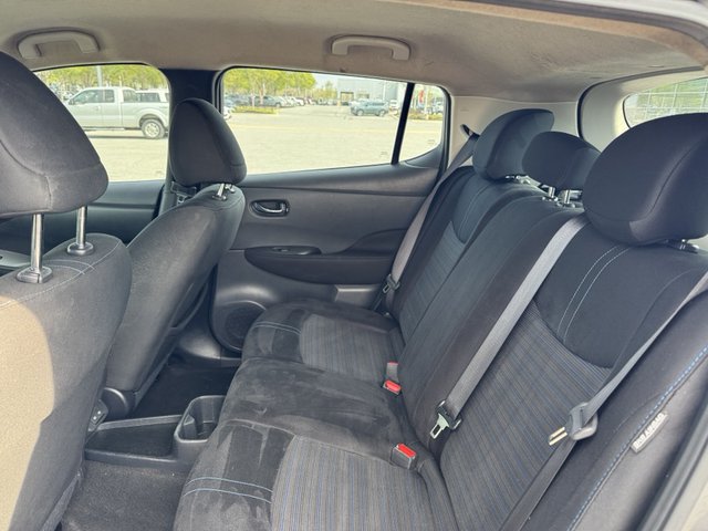 2023 Nissan LEAF S